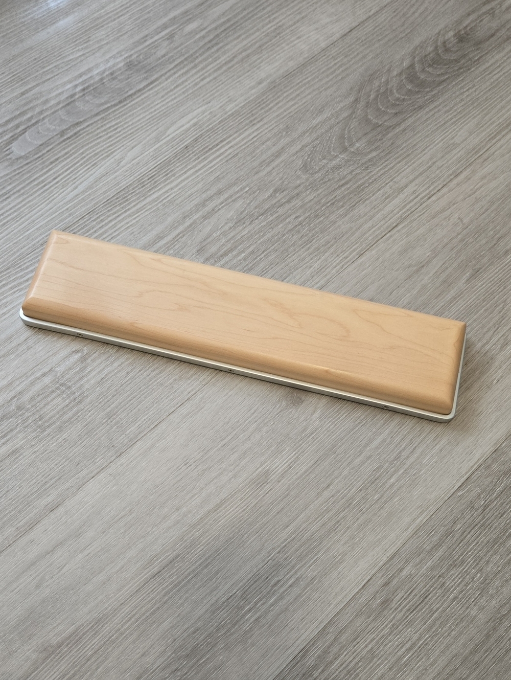 Wood Finish Wrist Rest for Mechanical Keyboards - Natural